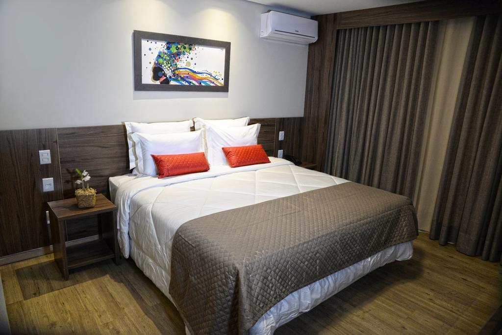 Dubai Suites Montes Claros Exterior foto