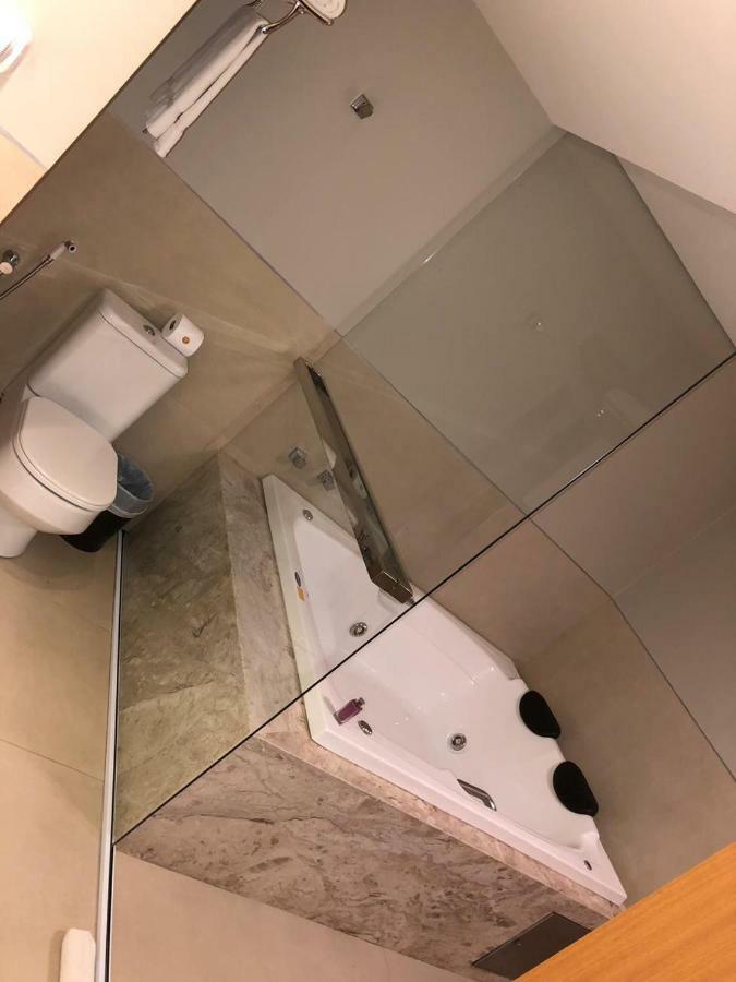 Dubai Suites Montes Claros Exterior foto